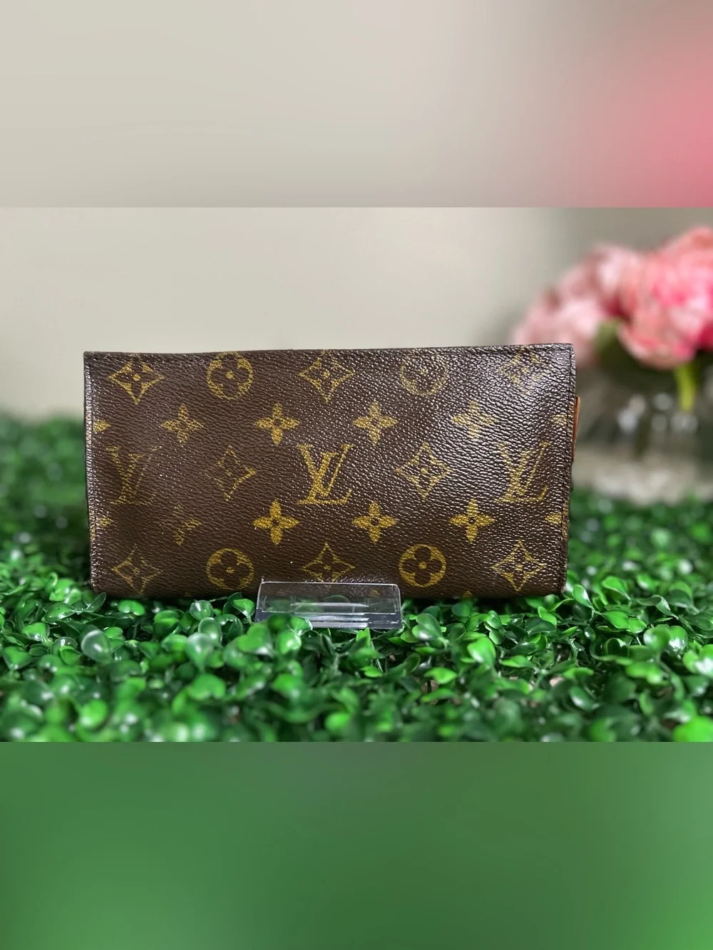 Louis Vuitton Monogram Pochette Accessoires Chain Convertible Clutch Pouch